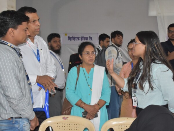 Career Fair 02